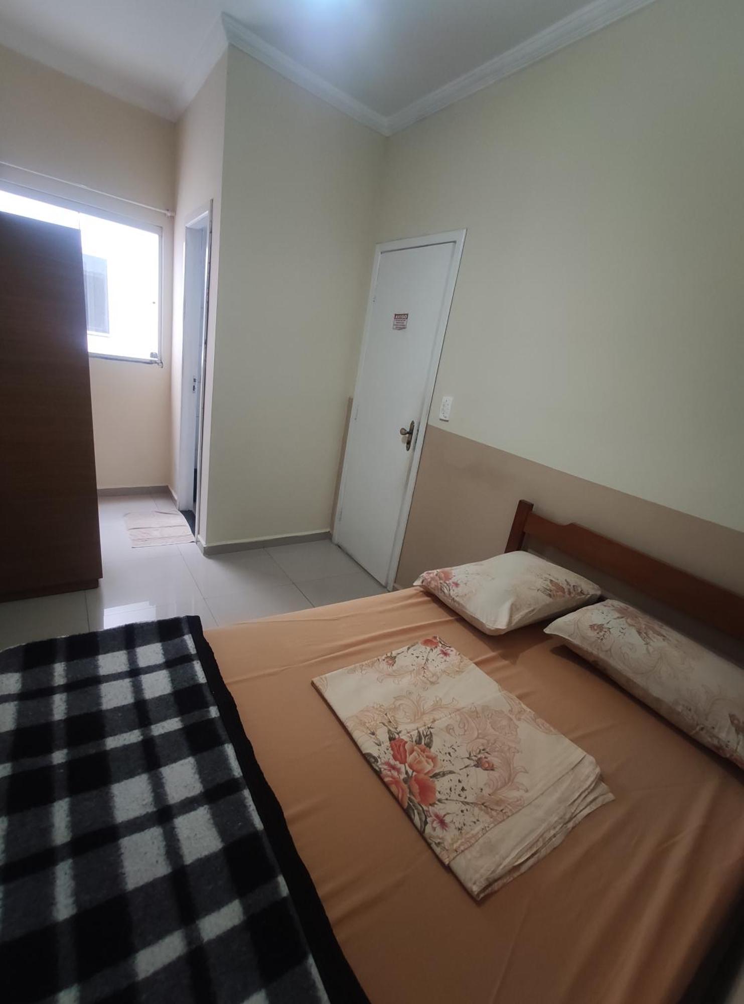Hotel Pousada Sao Miguel Arcanjo Aparecida  Zimmer foto